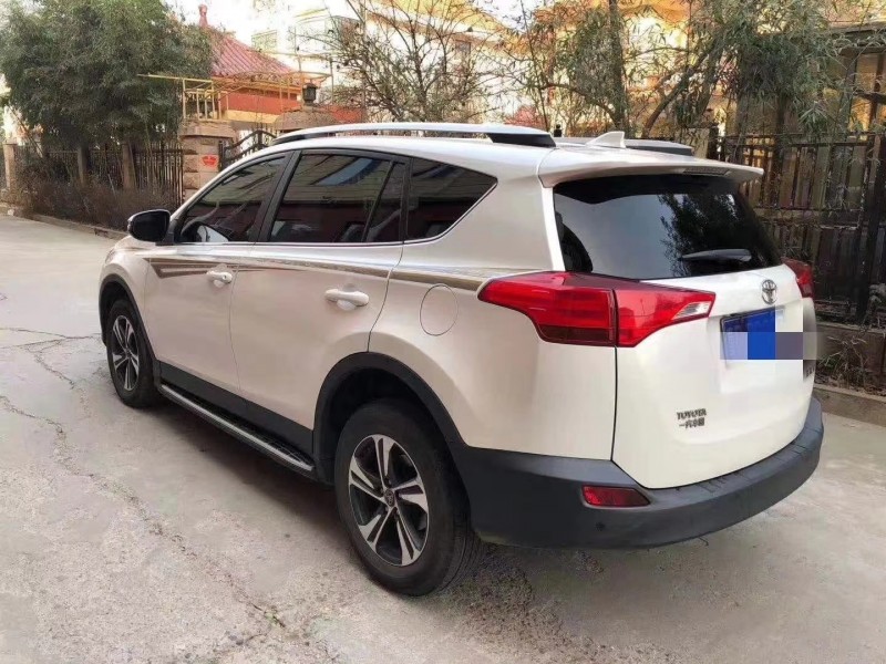 青岛抵押车15年丰田rav4荣放出售